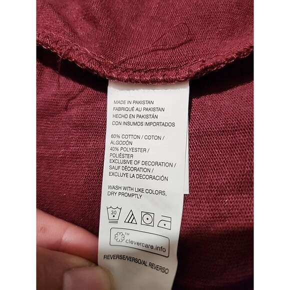 Izod Long Sleeve shirt XL color Burgundy Relaxed Classic.  New - Picture 7 of 7